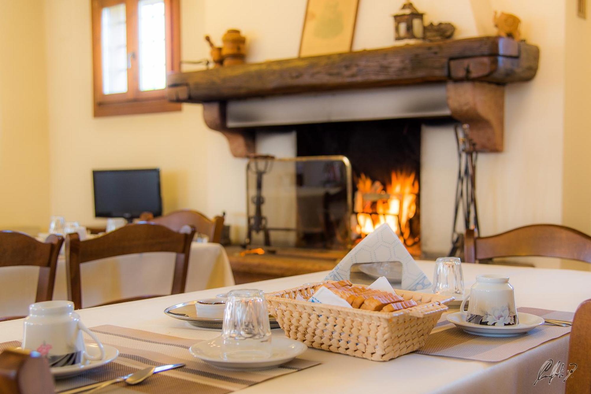 Agriturismo Morgan 몬테벨루나 외부 사진